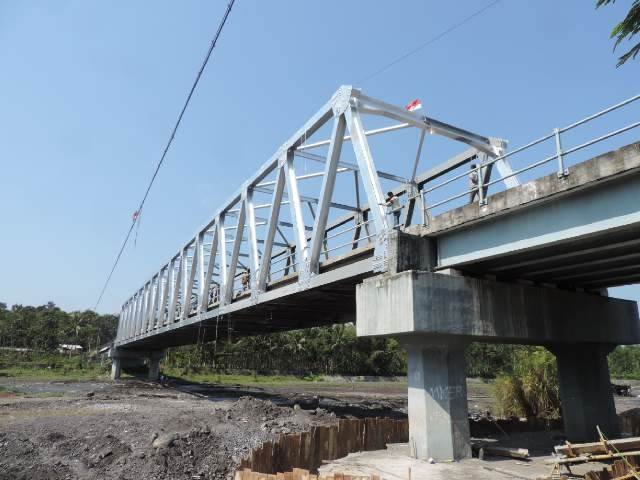 pengecatan-jembatan-5
